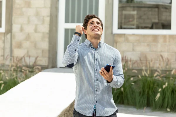 Handsome Elegant Man Using His Cellphone Receiving Good News Cellphone — Stock Photo, Image