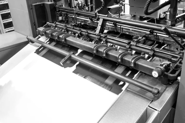 Gros Plan Une Machine Impression Offset Pendant Production Noir Blanc — Photo