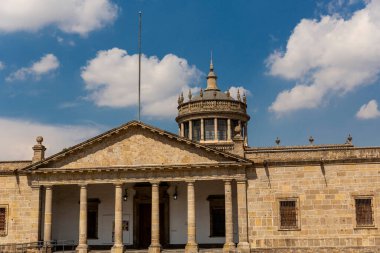 Cabanas Kültür Bakımevi. Guadalajara, Jalisco, Meksika 'nın mimari ve anıtları. Gündüz çekimleri.