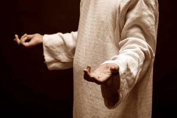 Jesucristo Orando Dios Con Los Brazos Abiertos Oscura Noche Negra — Foto de Stock