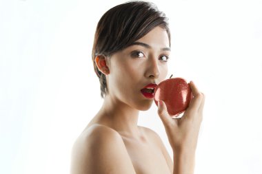 Havva ile yeşil elma