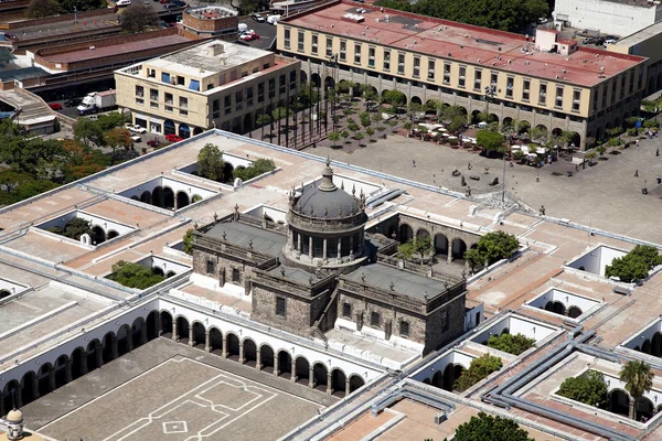 Caba-Gebäude in Guadalajara — Stockfoto