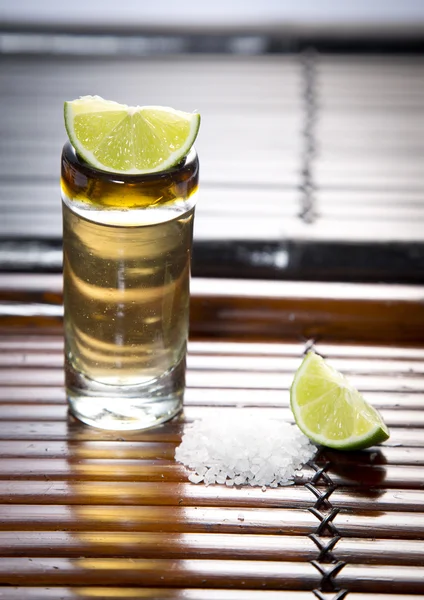 Tequila neergeschoten. — Stockfoto