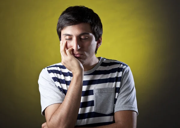 Un hombre cansado — Foto de Stock