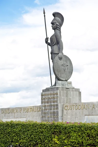 Turist-monument i staden i guadalajara — Stockfoto