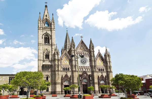 Monumentos turísticos de la ciudad de Guadalajara — Foto de Stock