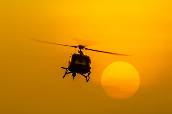 Helikopter ve güneş