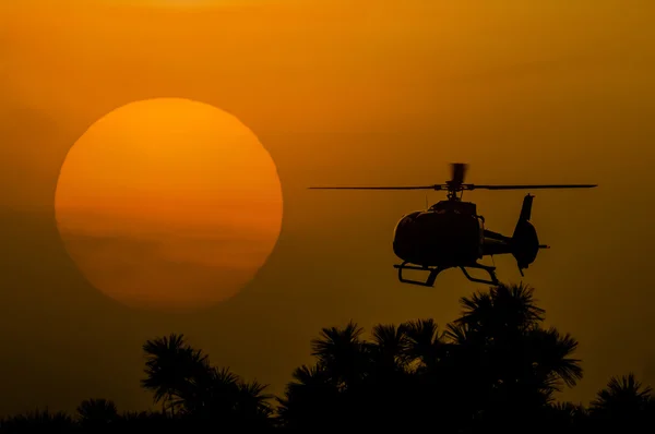 Helikopter ve güneş