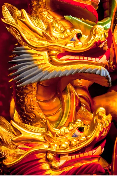Dragon.the ornamento da casa chinesa joss — Fotografia de Stock