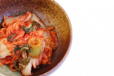 Kimchi beyaz arka plan üzerinde