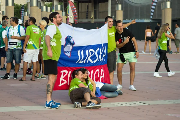 Eslovénia fãs antes do jogo — Fotografia de Stock