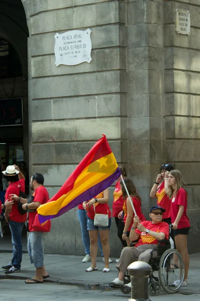 Family manifesting independence for Catalonia — Stock Photo, Image