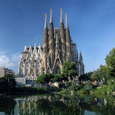 Barcelona, İspanya - 8 Ekim: La Sagrada Familia Katedrali