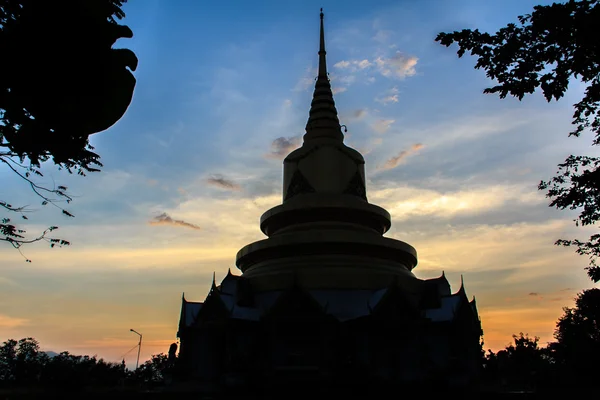 Pagode au coucher du soleil — Photo