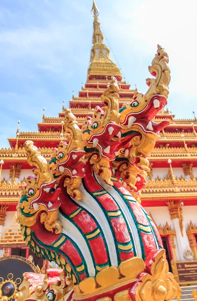 Serpente em Phra Mahathat Kaen Nakhon — Fotografia de Stock