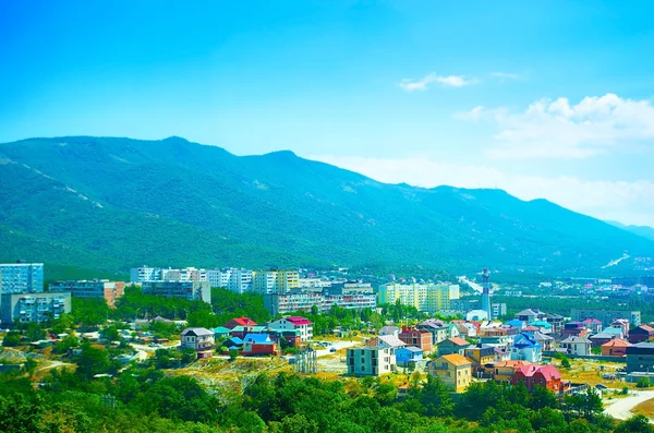 City dağlarda görüntülemek