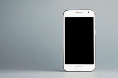 Beyaz akıllı telefon