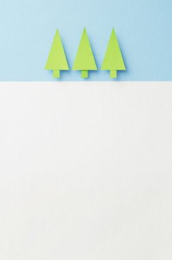 Küçük kağıt Noel ağaçları
