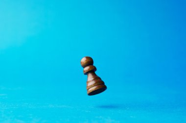 Piyon, ahşap satranç heykelcik