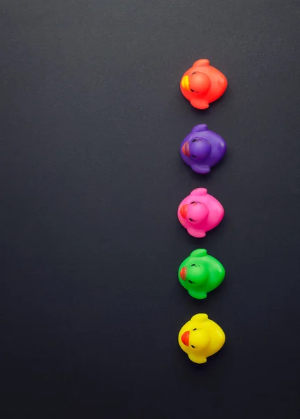 Patos de borracha coloridos — Fotografia de Stock