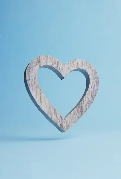 Dřevěné srdce pádu modrá — Stock fotografie