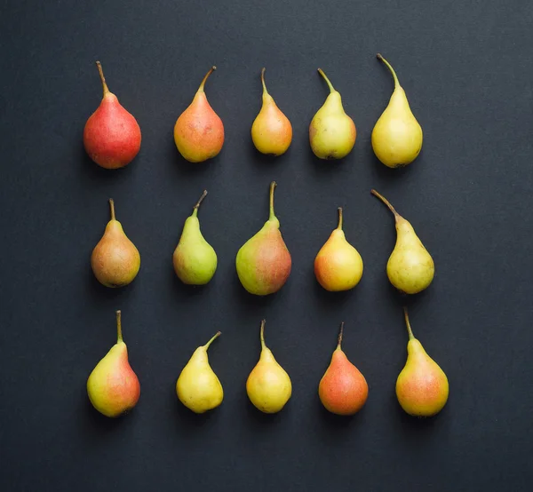 Multiple colorful pears — Stock Photo, Image