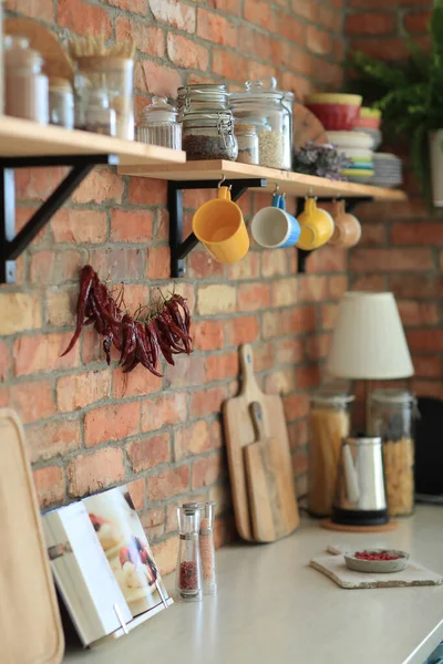 Mutfak eşyaları. Mutfak iç ve gereçler