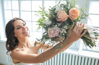 Düğün. Bir gelinlik güzel gelin