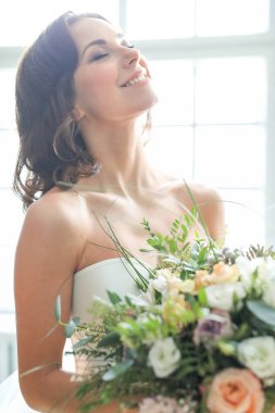 Düğün. Bir gelinlik güzel gelin