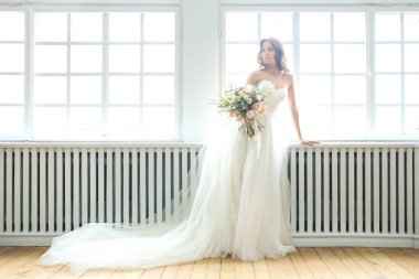 Düğün. Bir gelinlik güzel gelin