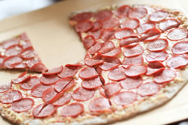 Піца Пепероні Столі — стокове фото