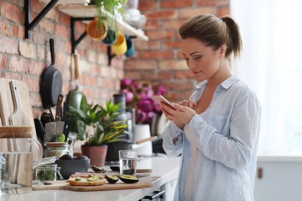 Home Young Woman Kitchen — Stock Photo, Image