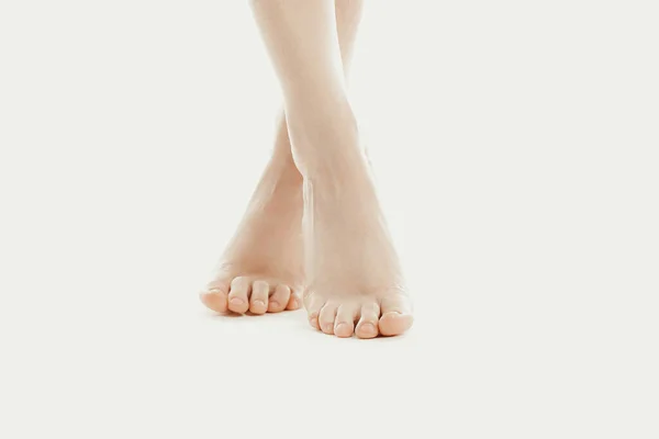 Cuidado Com Pele Descalço Mulher Com Corpo Bonito — Fotografia de Stock
