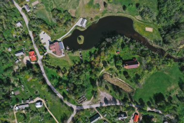 Vadi şehrinin havadan görünüşü. Seyahat konsepti, turizm.