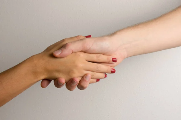 Zakenvrouw Man Schudden Handen Een Witte Achtergrond Bedrijfsconcept — Stockfoto