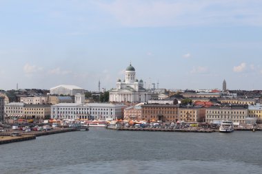 Helsinki şehir panoraması. Helsinki Katedrali.