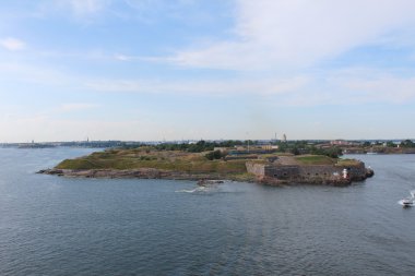 Suomenlinna, kadar 1918 Viapori (Fince), veya Sveaborg (Isveççe).