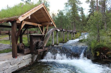 Su-çarkı içinde Norveç'te Yönetim Kurulu kereste fabrikası.