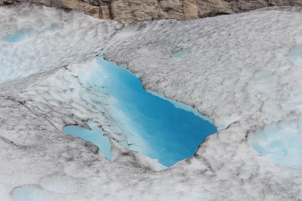 Nigardsbreen é uma geleira na Noruega . — Fotografia de Stock