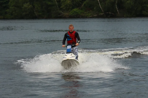 Action foto Man på jet ski. — Stockfoto