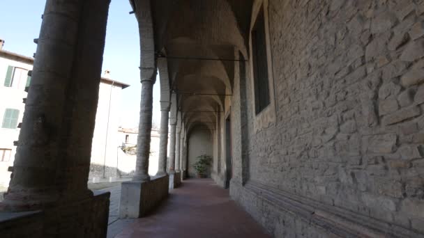 Bobbio Italy Arcades Basilica Saint Columbanus — Stock Video