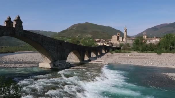 Bobbio Italië Panoramisch Bultrug Duivelse Trap — Stockvideo