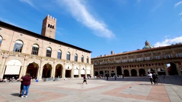 意大利博洛尼亚 Maggiore广场景观 — 图库视频影像