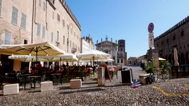 Mantua Itálie Pohled Restaurace Náměstí Sordello — Stock video