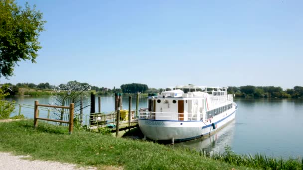 Mantua Italy Pier Boarding Ferries Mincio River — Stock Video