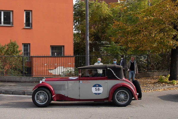 Piacenza, İtalya, 1000 Miglia tarihi yarış arabası, Alfa Romeo 6C 1930