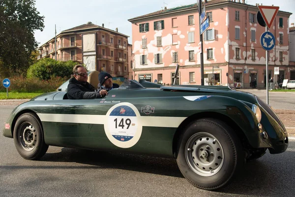 Piacenza, İtalya, 1000 Miglia tarihi yarış arabası, Healey Nash Prototip 1950