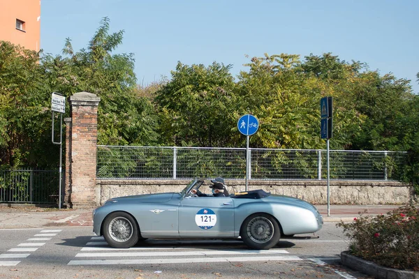 Piacenza Olaszország 1000 Miglia Történelmi Versenyautó Lancia Aprilia 1949 — Stock Fotó