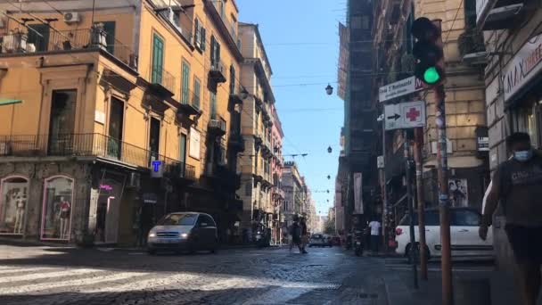 Neapel Italien Trafik Typisk Gata Det Historiska Centrum — Stockvideo