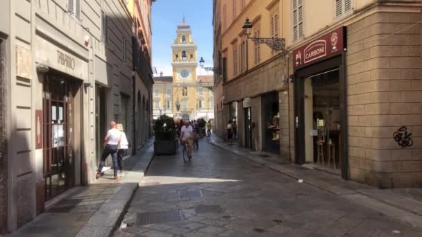 Parma Italië Mensen Strada Farini Winkelstraat — Stockvideo